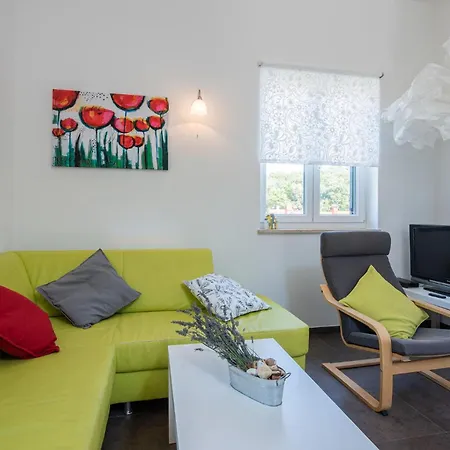 公寓 4 Bedroom Gorgeous In Porozina