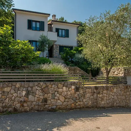 4 Bedroom Gorgeous In 公寓
