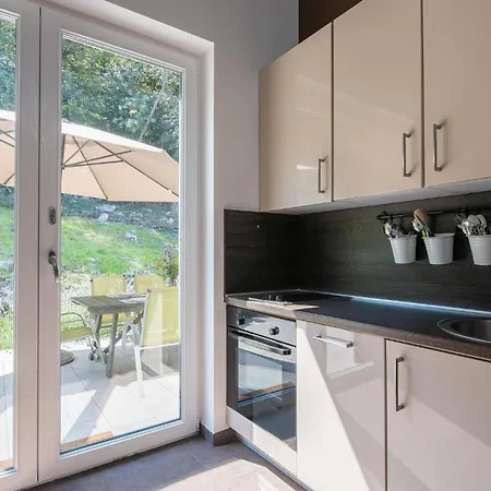 4 Bedroom Gorgeous In *