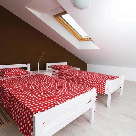2 Bedroom Gorgeous In