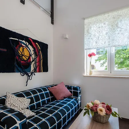 Apartament 2 Bedroom Gorgeous In Porozina
