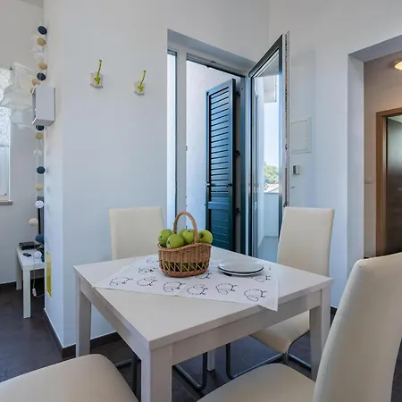 4 Bedroom Gorgeous In